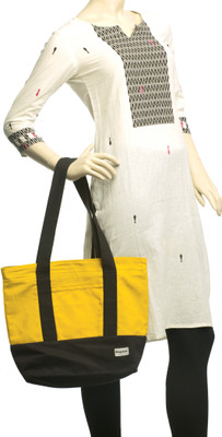 

Orange Bunch Women Multicolor Canvas Shoulder Bag