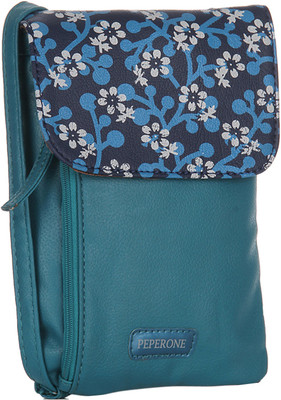 

Peperone Hand-held Bag(Blue)