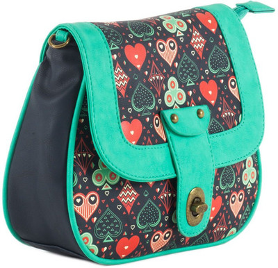 

Chumbak Women Casual Green Polyester Sling Bag