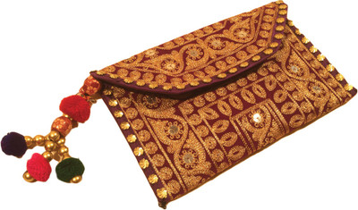 

Minky's Decor Men & Women Casual Purple, Gold Velvet, Cotton Sling Bag, Gold;purple