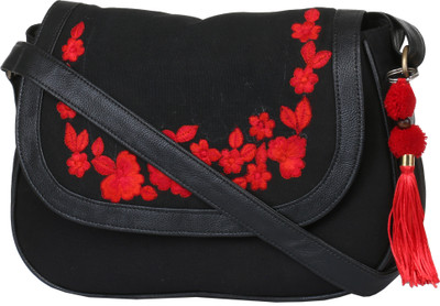

Pickpocket Women Casual Black Canvas Sling Bag