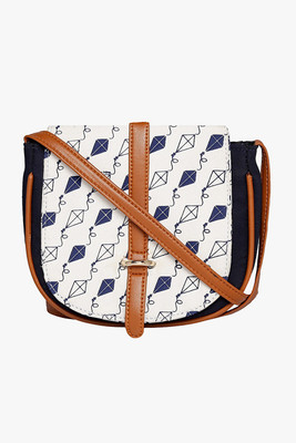 

FUNK FOR HIRE Women Casual White Canvas Sling Bag