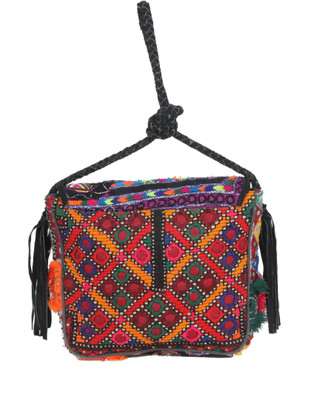 

Jaipur Textiles Hub Women Multicolor Cotton Sling Bag
