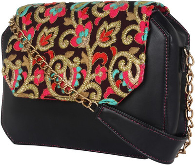 

Mastani Women Evening/Party Black PU Sling Bag