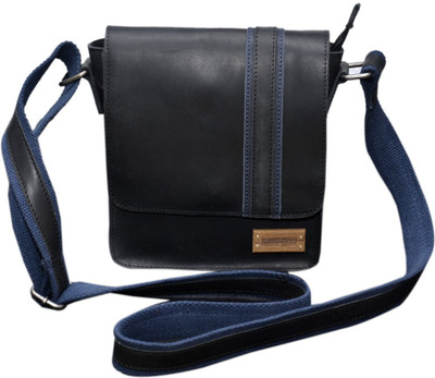 

Le Craf Men Casual Black Genuine Leather Sling Bag