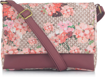 

Shaun Design Girls Pink Leatherette Sling Bag