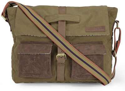 

The House of Tara Men Casual Green Canvas Messenger Bag