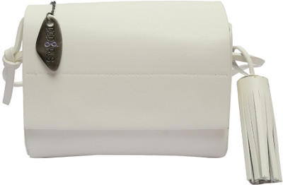 

Pepgirls Girls Casual White Leatherette Hand-held Bag