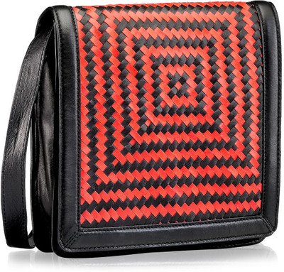 

Phive Rivers Women Casual Multicolor Genuine Leather Sling Bag