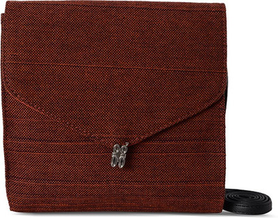 

Baggit Women Casual Orange Canvas Sling Bag