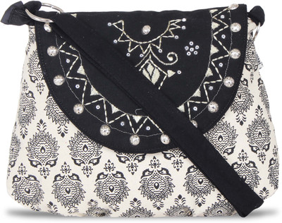 

Pickpocket Women Casual Black Canvas Sling Bag