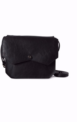 

Baggit Women Casual Black PU Sling Bag