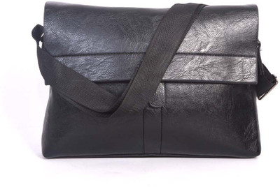 

Bags Craze Women Formal Black PU Sling Bag
