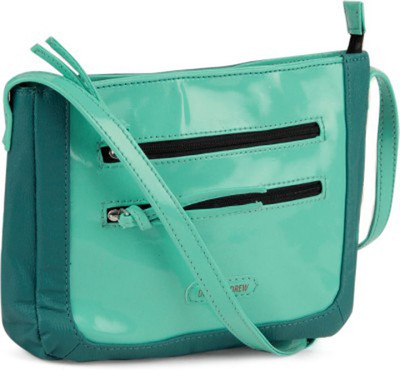 

Donna & Drew Women Casual Green PU Sling Bag