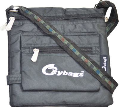 

JG Shoppe Women Casual Black Nylon Sling Bag