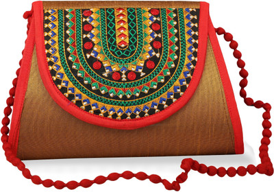 

Cay Girls Casual Gold Silk Sling Bag