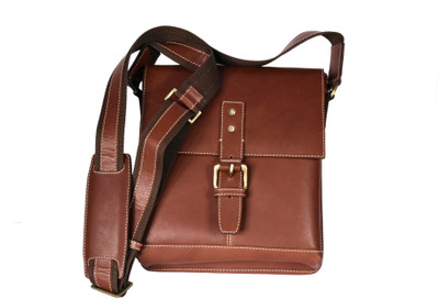 

Pellezzari Men Casual Maroon Genuine Leather Sling Bag