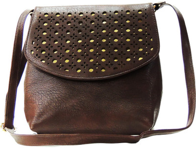 Madame top sling bag