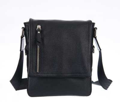 

LeCobbs Men Black Genuine Leather Messenger Bag