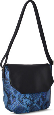 

Baggit Women Casual Blue PU Sling Bag