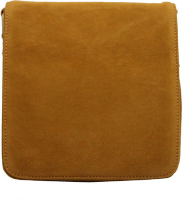 

Nappastore Men & Women Casual Tan Velvet Sling Bag