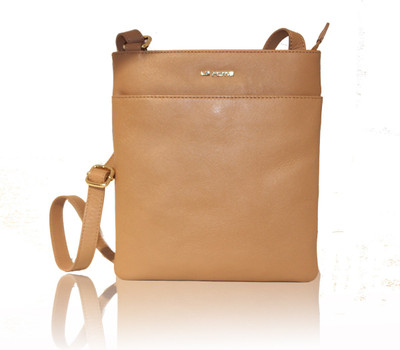 

La Roma Girls Casual Tan Genuine Leather Sling Bag