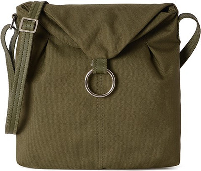 

Baggit Casual Green Clutch