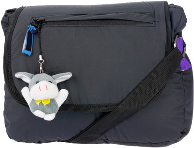 

JG Shoppe Women Casual Black Polyester Sling Bag
