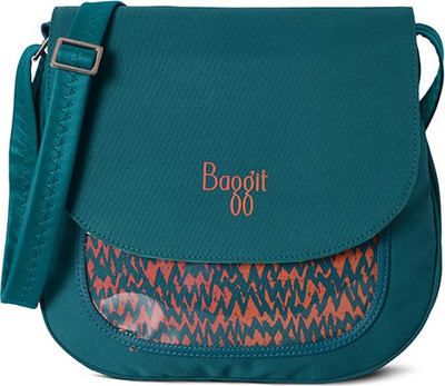 

Baggit Women Casual Blue Rexine Sling Bag