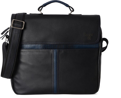 

Baggit Men Casual Black Rexine Sling Bag
