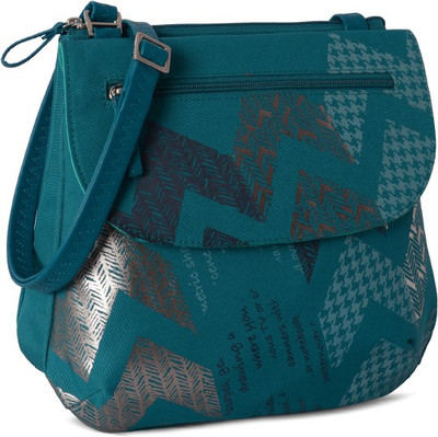 

Baggit Women Casual Blue Nylon Sling Bag