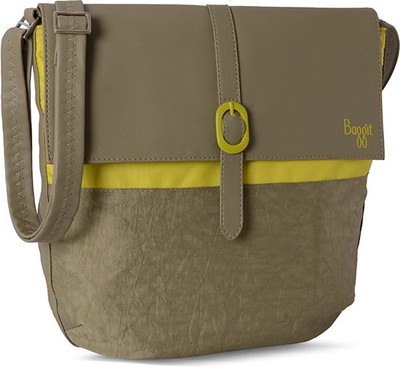 

Baggit Women Casual Beige Nylon Sling Bag
