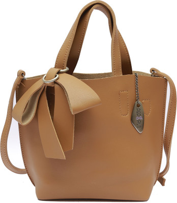 

Pepgirls Hand-held Bag(Tan)
