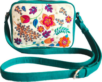 

Dhruva Girls Casual Green Canvas Sling Bag