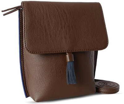 

Baggit Women Casual Brown Rexine Sling Bag