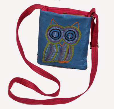 

Indha Craft Women Casual Blue, Pink Polyester Sling Bag
