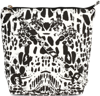 

Cappuccino Women Casual Black Canvas Sling Bag