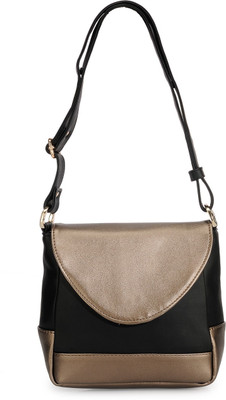 

Bags Craze Women Casual Black PU, Leatherette Sling Bag