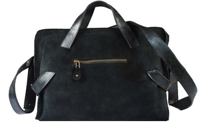 

Delphi Boys Casual Black Genuine Leather Sling Bag