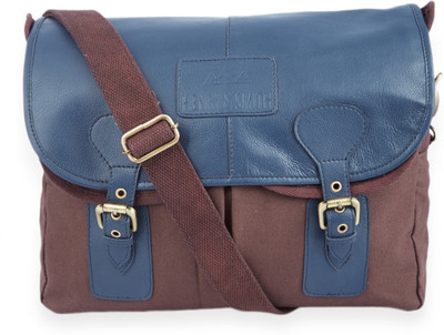 

Henry and Smith Men Formal Multicolor Genuine Leather Messenger Bag