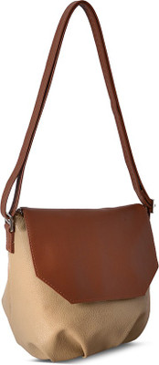 

Baggit Women Casual Beige PU Sling Bag