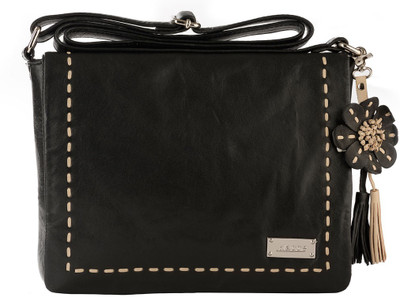 80% OFF on Klasse Women Casual Black Genuine Leather Sling Bag 80% OFF on Klasse Women Casual Black Genuine Leather Sling Bag