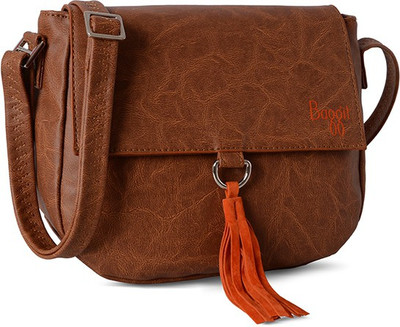 

Baggit Women Casual Multicolor Rexine Sling Bag