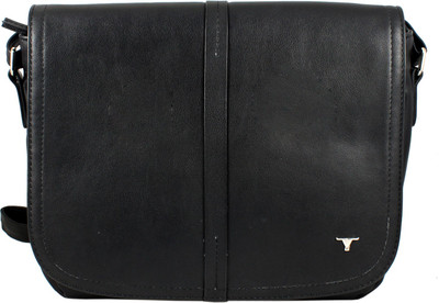 

Bulchee Women Casual Black Leatherette Sling Bag