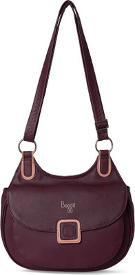 

Baggit Casual Red Clutch