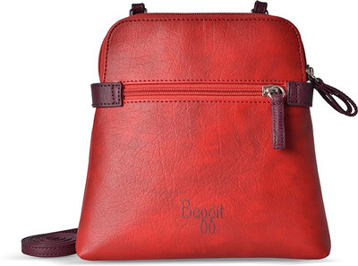 

Baggit Casual Maroon Clutch