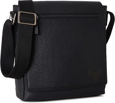 

Baggit Women Casual Multicolor Rexine Sling Bag