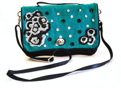 

Dhruva Girls Casual Black Genuine Leather Sling Bag