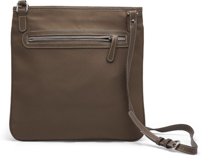 

Bulchee Women Casual Green Polyester Sling Bag