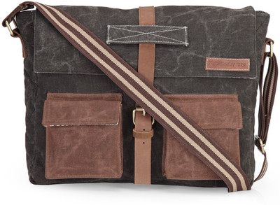 

The House of Tara Men Casual Black Canvas Messenger Bag